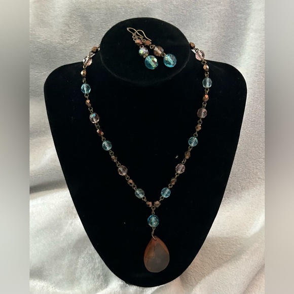 Lovingly used Cookie Lee mud fairy pendant necklace with matching earrings set - Picture 6 of 8